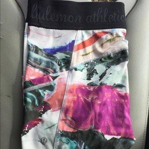 Lululemon size 8 what the sport short 30 dollars